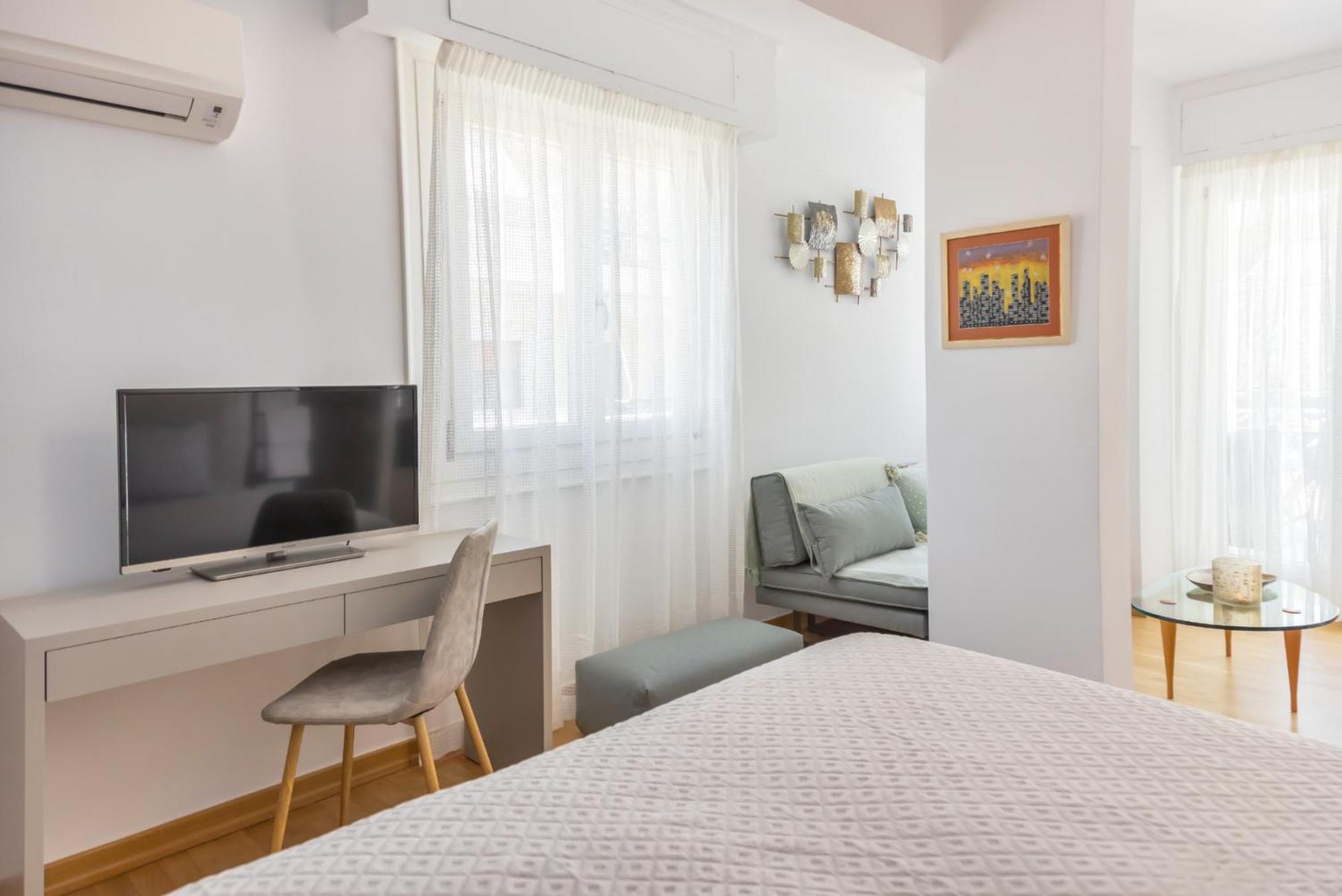 Апартаменты Chic, Downtown, Penthouse W Sundeck And Seaview Ираклион Экстерьер фото
